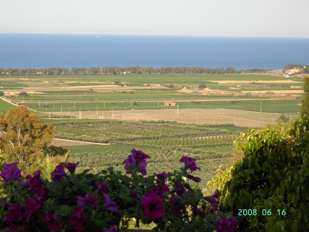 Casa Vacanze Donzellini Apartment Sciacca Cameră foto