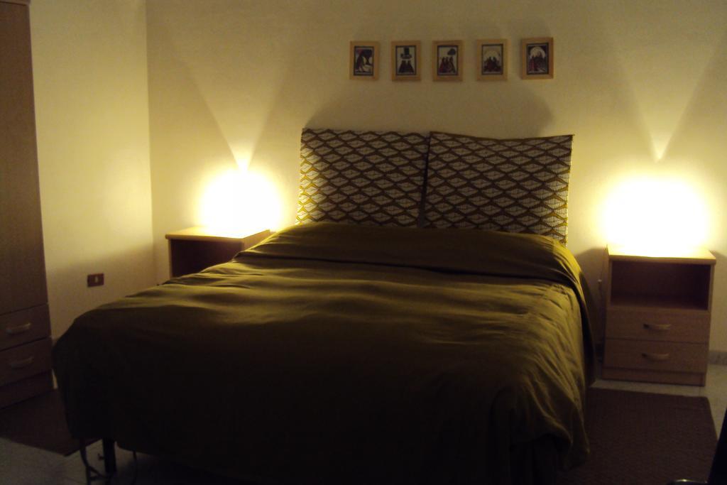 Casa Vacanze Donzellini Apartment Sciacca Cameră foto